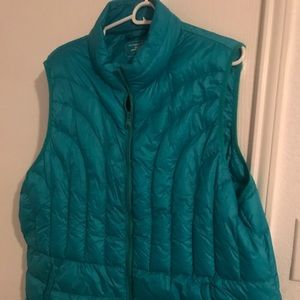 Teal puffy vest